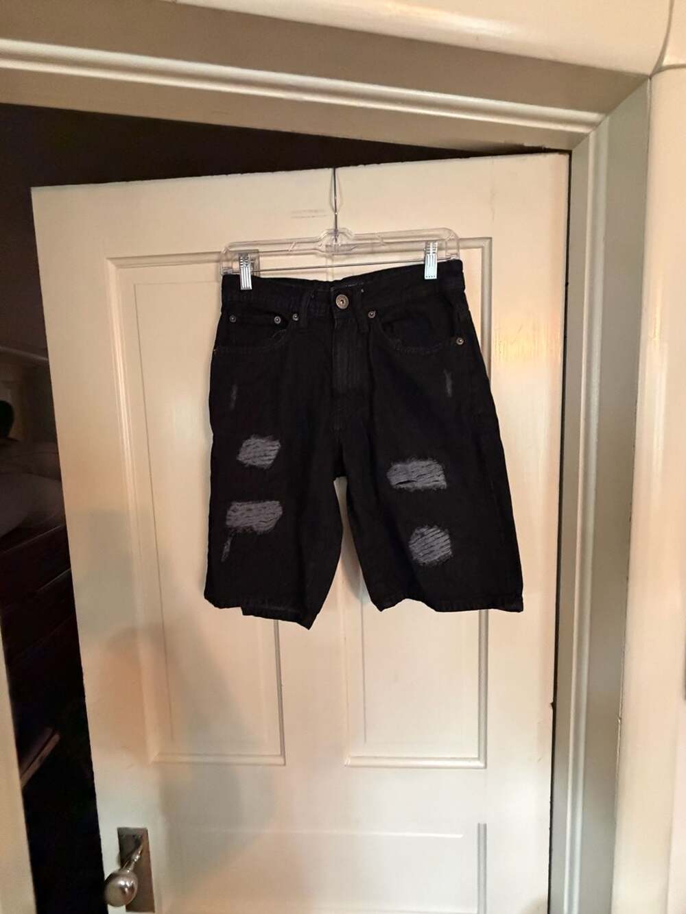 Company Eighty One Men's Black Distressed Denim Shorts Size 30